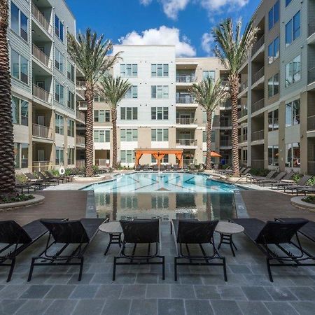 Luxury 1Br Condo Wbalcony - Galleriariver Oak Хьюстон Экстерьер фото